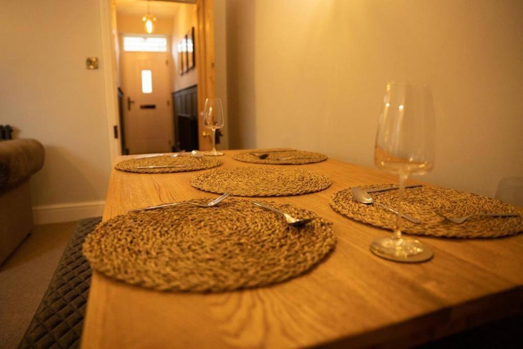 וודינגטון Cosy Village House מראה חיצוני תמונה