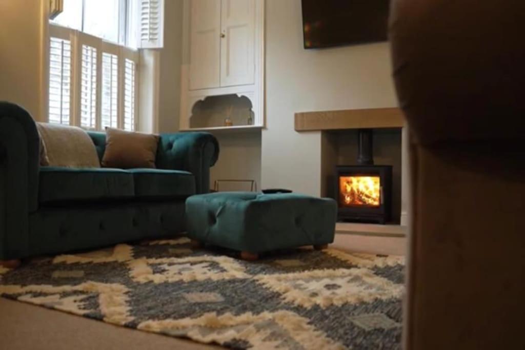 וודינגטון Cosy Village House מראה חיצוני תמונה